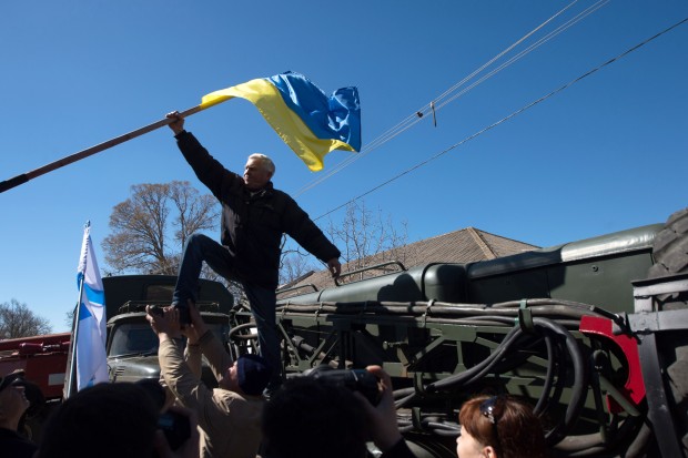 Drapelul Rusiei a fost arborat pe 189 de obiective militare din Crimeea