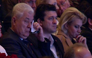 Voronin, cuprins de lacrimi la aniversarea de 20 de ani a PCRM. Cum au marcat comunistii