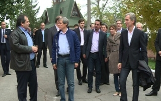 Ciolos: "RM trebuie sa profite de embargoul pus de Rusia si sa-si promoveze vinurile in Europa"