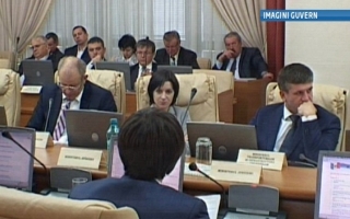 Guvernul a DECIS: Judecatorii vor avea salarii de trei ori mai mari, iar sanctiunile pentru coruptie vor creste