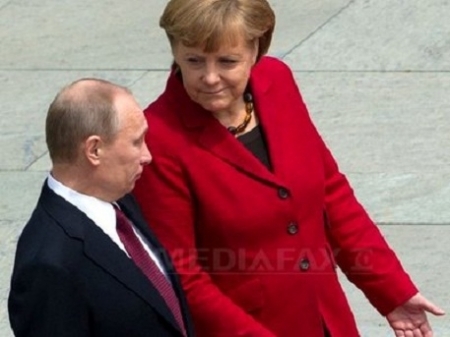 Intalnire Merkel-Putin in Rusia, pentru discutii despre democratie