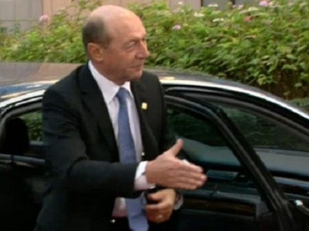 FOTO. Gafa la Bruxelles: "Traian Basescu, premierul Romaniei" 