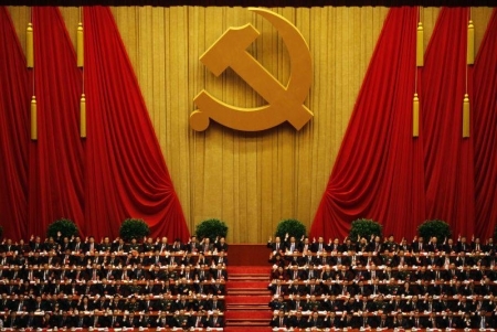 Oficial comunist chinez, demis dupa ce pe Internet au aparut poze cu el si amanta sa intr-o partida de sex

