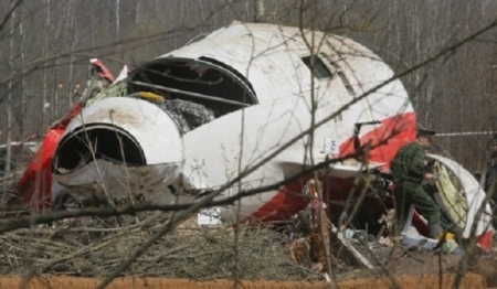 Polonia cere Rusiei sa stearga de pe Internet fotografiile victimelor de la Smolensk