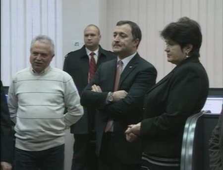 Guvernul ramane fara hartie! Din 2014 toate documentele vor fi scrise in format electronic  