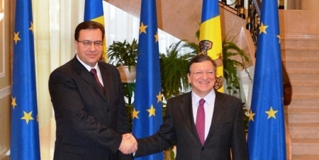 Lupu, despre intalnirea cu Barroso: Am avut o discutie constructiva, deloc in culori roz

 