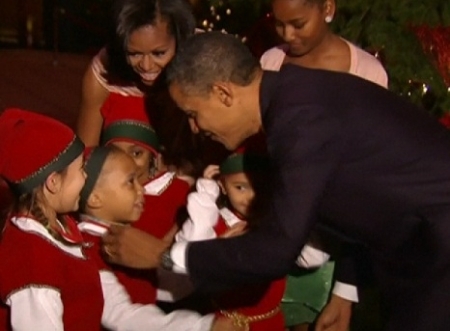 La Washington s-a dat start sarbatorilor de iarna. Cine a cantat pentru Obama