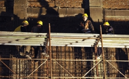 Dau sah mat arhitectilor din lumea intreaga: Chinezii construiesc cea mai mare cladire din lume