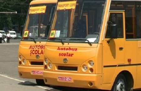 Dosar penal in cazul autobuzelor scolare. Unitatile au fost cumparate la pret dublu