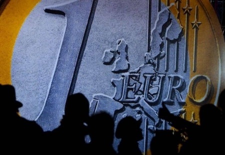 2013 "“ anul succesului sau esecului pentru Zona Euro
