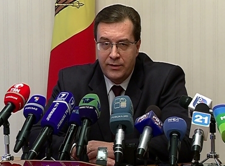 Valeriu Zubco s-a autosuspendat din functie! Ce i-a cerut Marian Lupu ministrului Recean