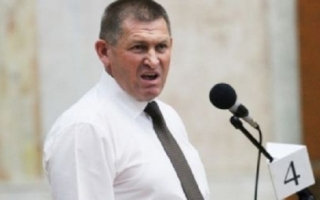 Indemnul lui Butmalai: Sa sustinem cu totii demiterea lui Plahotniuc!