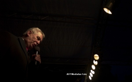 Milos Zeman, pe primul loc in scrutinul prezidential din Cehia