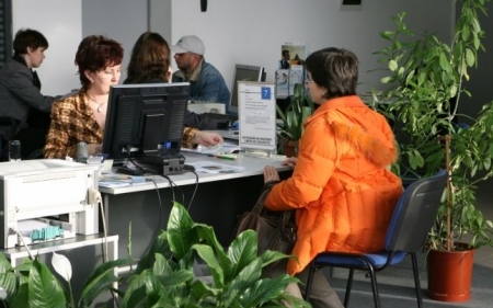 Adevarul: Ce banci din Republica Moldova mai au probleme