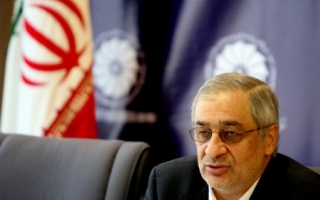 Fostul sef al Bancii Centrale Iraniene, prins pe aeroport cu un cec de 50 de milioane de euro