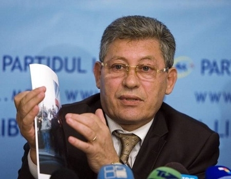 VIDEO. Mihai Ghimpu: PL ramane in AIE, dar considera ca Filat si Plahotniuc trebuie sa plece din politica