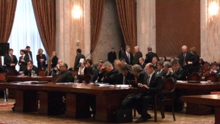 Sedinta Parlamentului va avea loc maine. Decizie luata cu votul PLDM-PCRM 