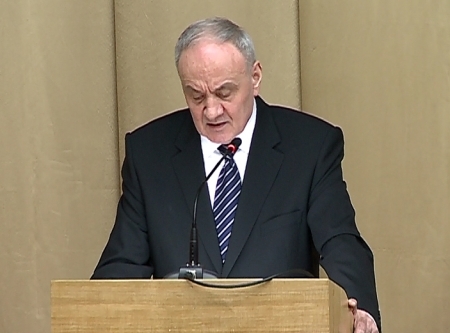 Nicolae Timofti cheama partidele din parlament sa gaseasca un consens pentru a iesi din impasul politic