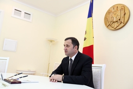 Filat avertizeaza: Nu sunt santajabil. Daca vreun functionar va obstructiona activitatea Guvernului va fi demis