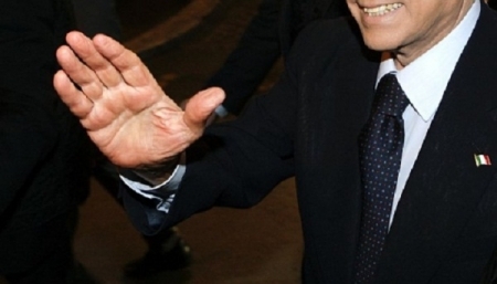 Fostul premier, cercetat intr-un dosar de coruptie. Ar fi "cumparat" un senator cu 3 MILIOANE de euro