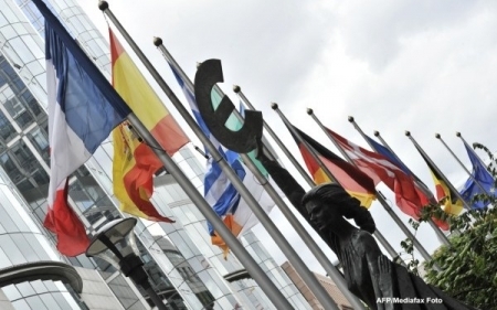 Marine Le Pen cere organizarea unui referendum pentru iesirea Frantei din UE in ianuarie 2014