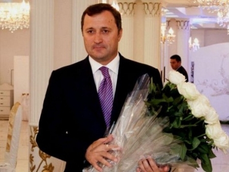 "Femeia care m-a marcat este mama si fiica". Filat: Orice femeie este ideala in felul ei!