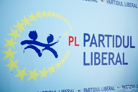 Liberalii si-au desemnat cei trei negociatori care vor purta discutii cu fostii colegi de alianta