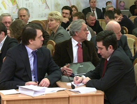 Vot masiv in CMC intre comunisti si doua partide din AIE. 10 proiecte votate dupa ce o formatiune a parasit sala