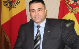 Ministrul Apararii, Vitalie Marinuta, nu va intra in componenta noului Guvern. De ce Ghimpu nu-l mai vrea