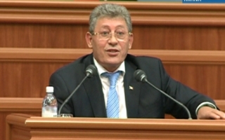 Politica moldoveneasca - un izvor nesecat de perle! Vezi cele mai haioase replici rostite de demnitari