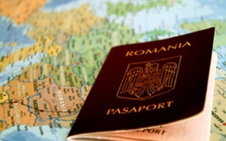 Fundatia Soros: Peste 400000 de moldoveni au primit cetatenia romana. Ce mai arata datele studiului