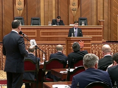 Au marit, dar cu ce platesc? De unde vor lua bani deputatii care au decis majorarea pensiilor