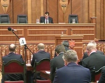 Au inceput negocierile. Filat s-a intalnit cu Lupu, dar si cu o parte din neafiliati. Ce au discutat