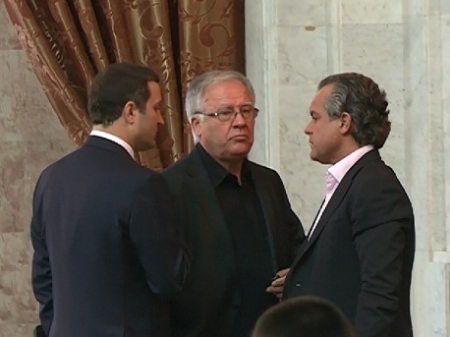VIDEO. S-au impacat? Filat si Plahotniuc, de vorba in Parlament. Despre ce crezi ca au discutat