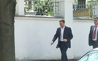 VIDEO. Filat, fara girofar. Cu ce masina se plimba premierul demisionar