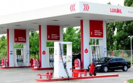 Ieftinirea benzinei si motorinei se amana dupa sarbatorile de Pasti

