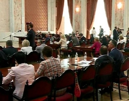 Candu: PLDM a inteles ca a gafat atunci cand a restrictionat dreptul la vot al studentilor. Strelet: A fost o confuzie