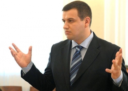 Eugen Tomac inaugureaza la Chisinau primul sau birou parlamentar