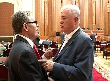 Asta e FAZA ZILEI! Vezi dialogul spumos intre Voronin si Ghimpu: "De atata tu esti Misa pentru noi"