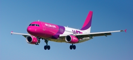 Cine sunt proprietarii companiei low-cost Wizz Air care va opera zboruri din Chisinau 
