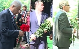 Voronin recita in rusa la bustul lui Eminescu, Ghimpu - singur cuc. Cum a fost comemorat poetul