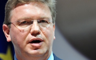 Stefan Fule va vizita in octombrie Republica Moldova