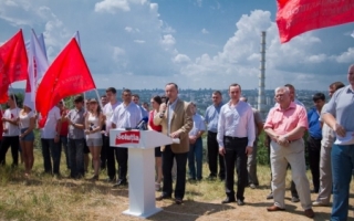 Chirtoaca, despre referendumul socialistilor: Este ridicol. Traiesc cu ziua de ieri