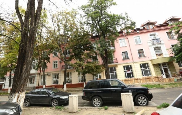 Investigatie: Cum arata blocul de milioane al clanului Plahotniuc