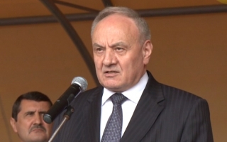 Veselie si chef mare si in nordul tarii. Cum a sarbatorit Nicolae Timofti Hramul Satului