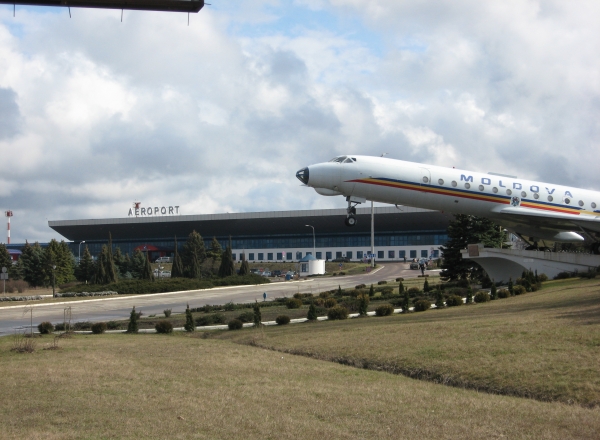 Liberalii reformatori dau Guvernul in judecata pentru concesionarea Aeroportului
