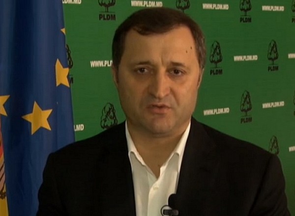 VIDEO. Filat si-a inregistrat un mesaj pe Facebook: PRIETENI, astept comentariile voastre