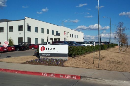 Lear Corporation renunta sa mai investeasca la Straseni, alegand Iasiul. Vezi care este motivul