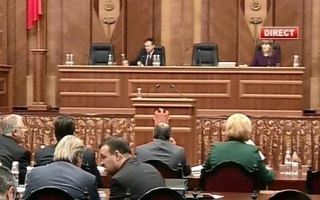 Politica bugetar-fiscala si bugetul de stat, votate in Parlament. Ce prevad acestea pentru anul 2014