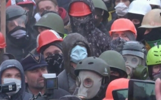 PROTEST de amploare la Kiev: Peste 100 de mii de persoane manifesteaza impotriva noilor legi